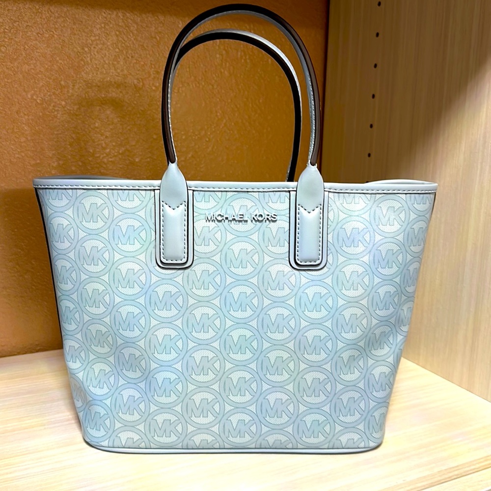 Authentic NWT Michael Kors Jodie blue